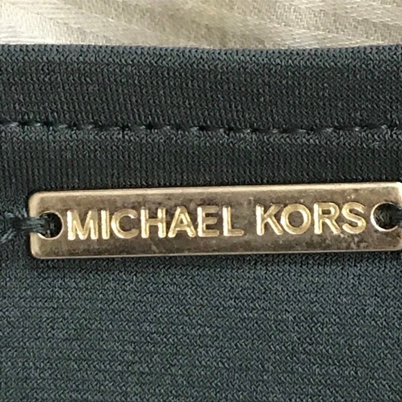 G - Michael Kors Green Dress With Gold Chain - Picture 4 of 5